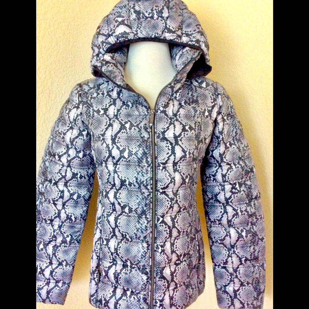 Puffer jacket packable lightweight Michael Kors jacket snake skin grey black new - Picture 3 of 11